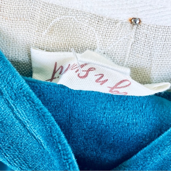 Aqua Stretch Velour Pants New Small - Picture 10 of 12